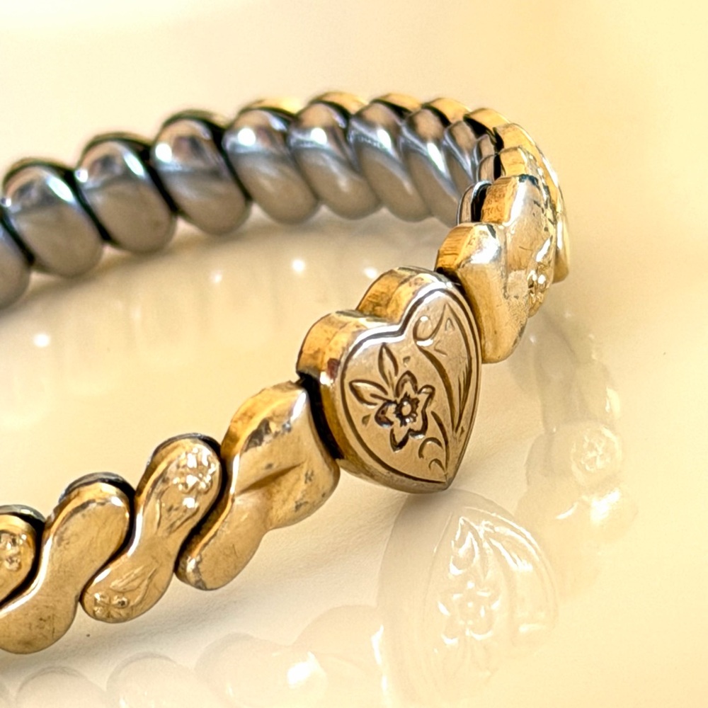 WWII Sweetheart Gold Filled Expansion Bracelet – Foster 12K GF, Petite Fit 4-5” - Picture 9 of 16